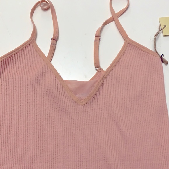 Brand new Pink adjustable strap tank / camisole - Picture 2 of 6